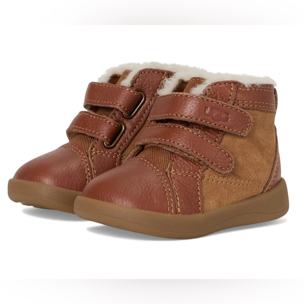 UGG Rennon II Brown Kids Boots with Velcro Straps
